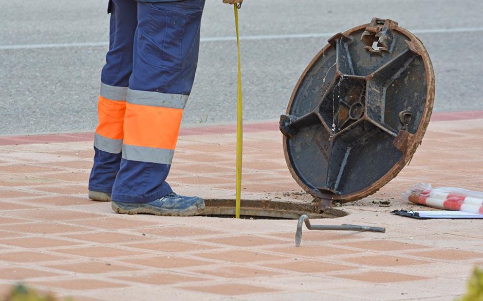 societe pour deboucher canalisation Senantes