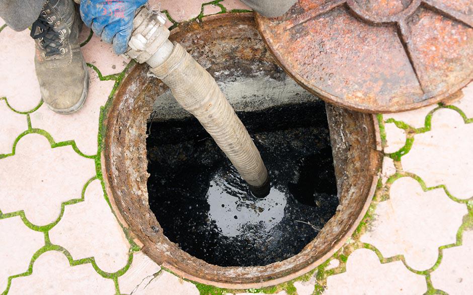 societe pour deboucher canalisation Senantes